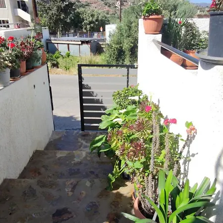 Holiday home Rofos *